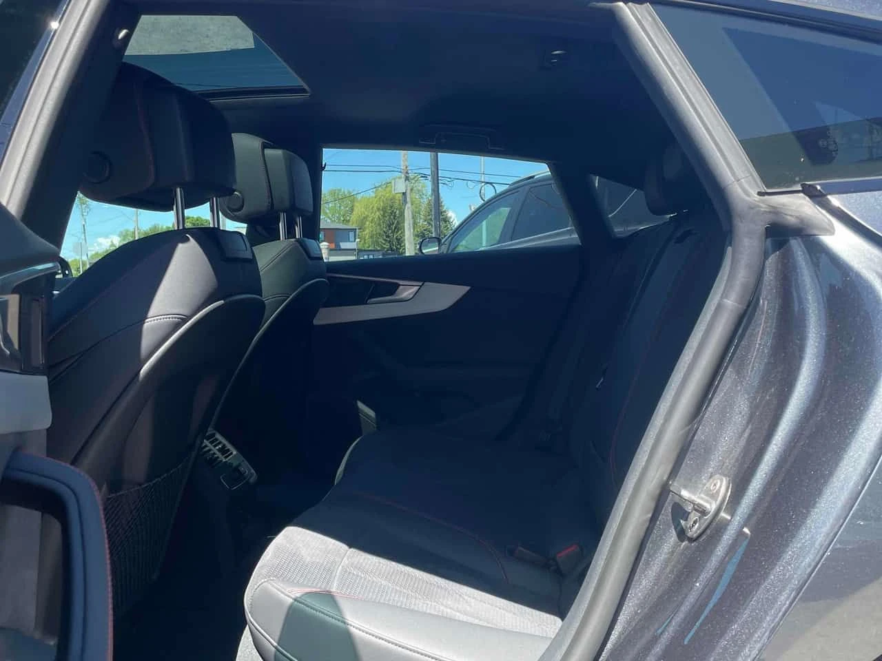 Audi A5  2.0L Progressiv | MATRIX | DISTRONIC , снимка 13 - Автомобили и джипове - 54971502