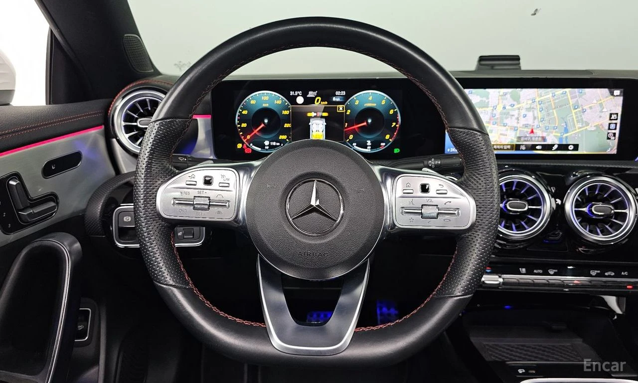 Mercedes-Benz CLA 250 4MATIC* AMG OPTIC* DISTRONIC* ПАНОРАМА* ПОДГРЕВ, снимка 11 - Автомобили и джипове - 55234112