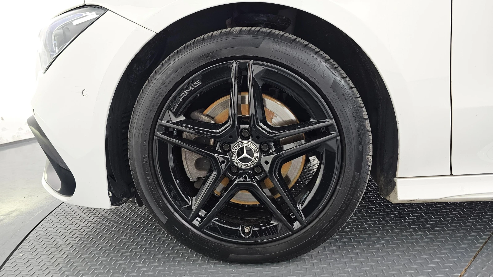 Mercedes-Benz CLA 250 4MATIC* AMG OPTIC* DISTRONIC* ПАНОРАМА* ПОДГРЕВ, снимка 5 - Автомобили и джипове - 55234112