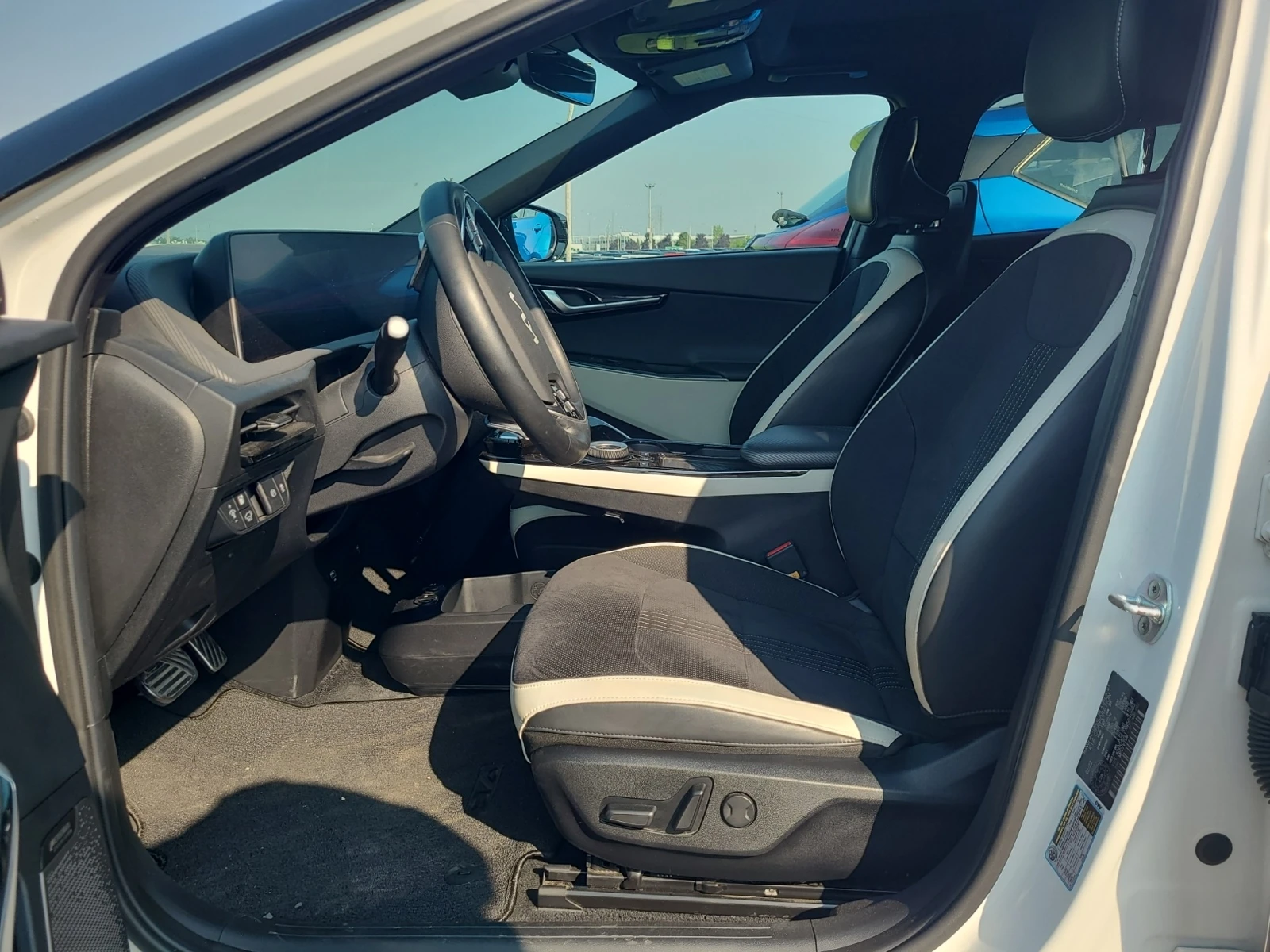Kia EV6 LONG RANGE W/GT-LINE PKG 2, снимка 5 - Автомобили и джипове - 55502532