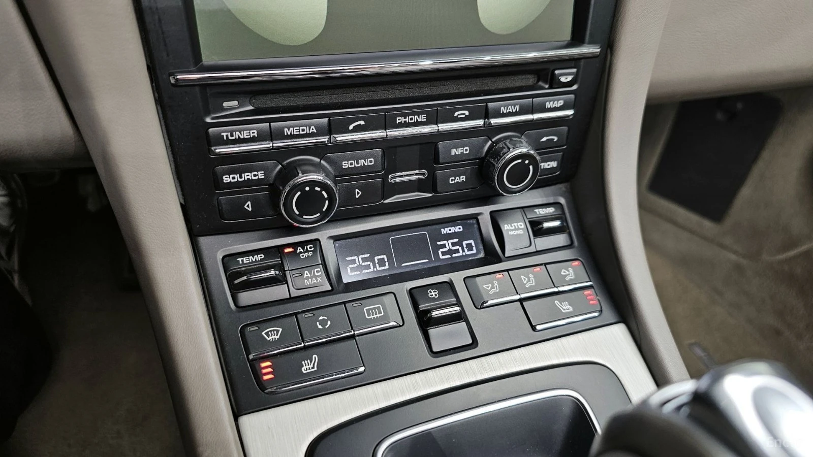 Porsche 911 Carrera 4, снимка 16 - Автомобили и джипове - 55570022
