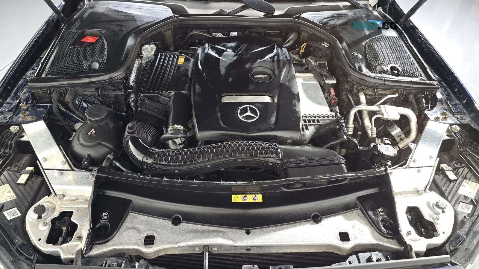Mercedes-Benz E 250 ОБДУХВАНЕ* ПОДГРЕВ* КАМЕРА* КОЖА* ПАНО* HEADUP, снимка 6 - Автомобили и джипове - 55729384