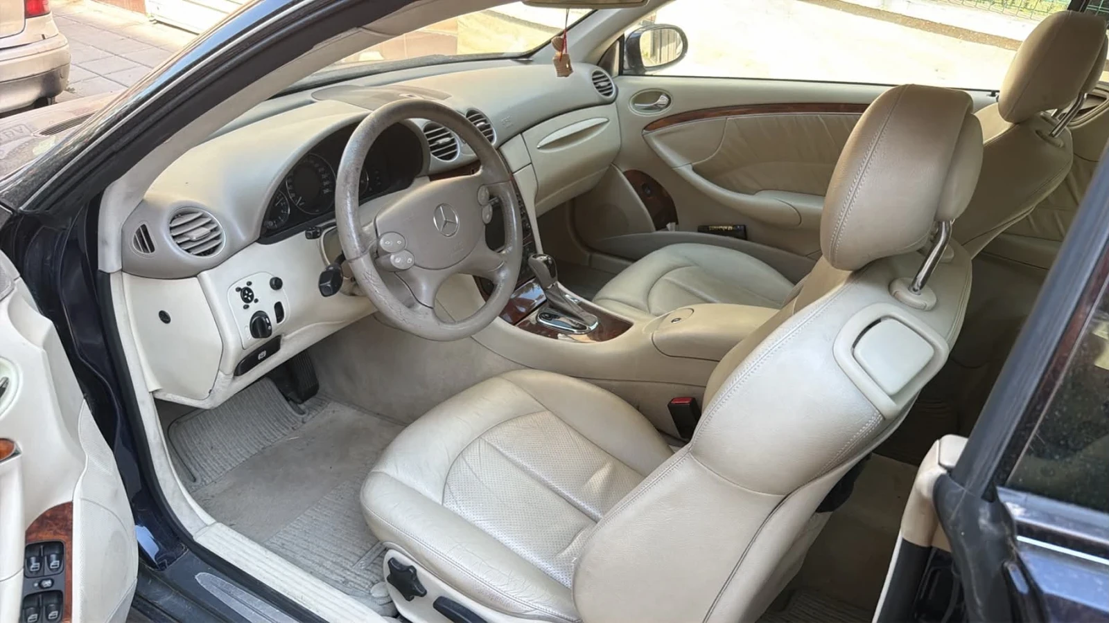 Mercedes-Benz CLK Elegance class, снимка 8 - Автомобили и джипове - 55971439