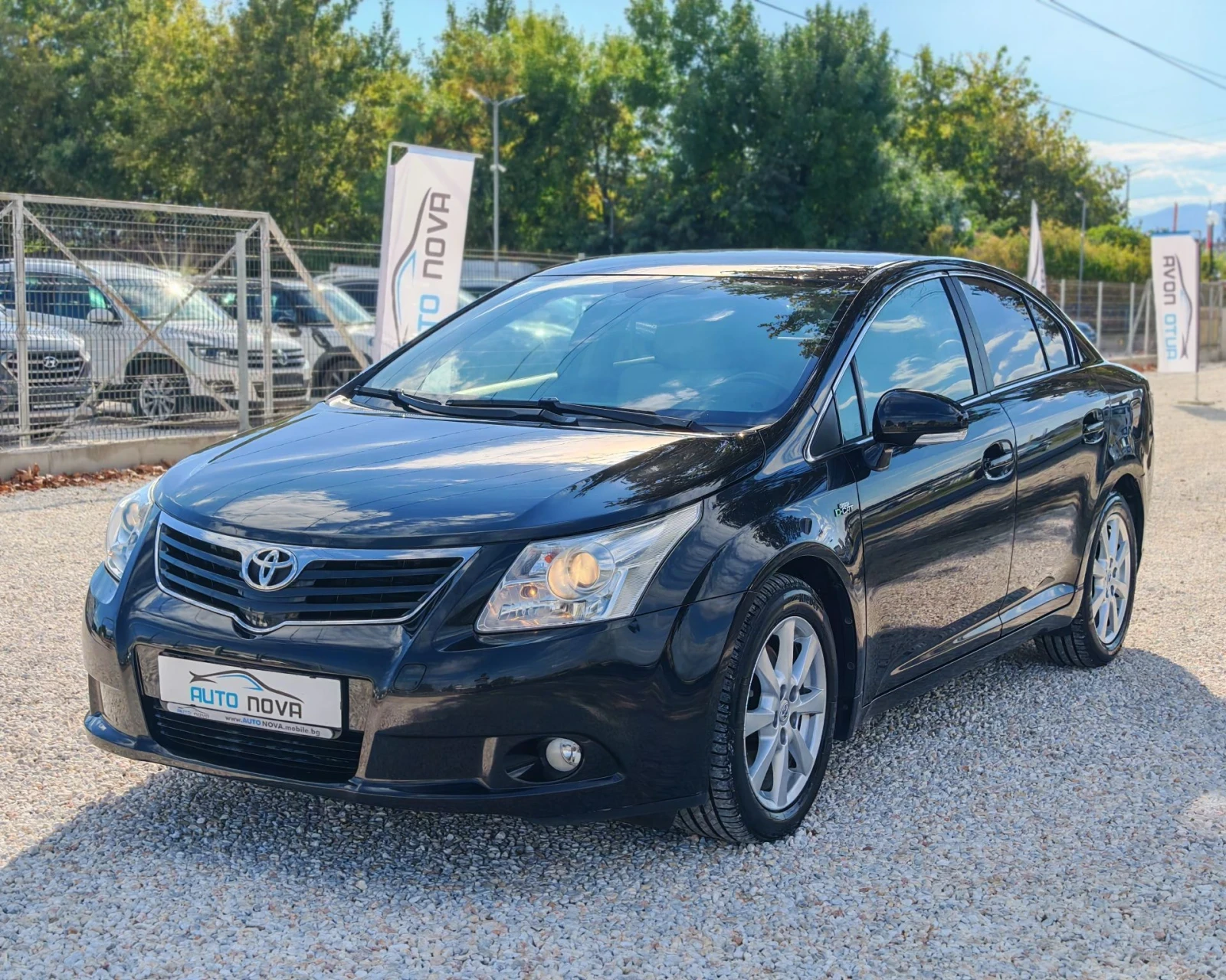 Toyota Avensis 2.2 150 К.С. ДИЗЕЛ! АВТОМАТ! КОЖА! УНИКАТ! , снимка 3 - Автомобили и джипове - 56120570