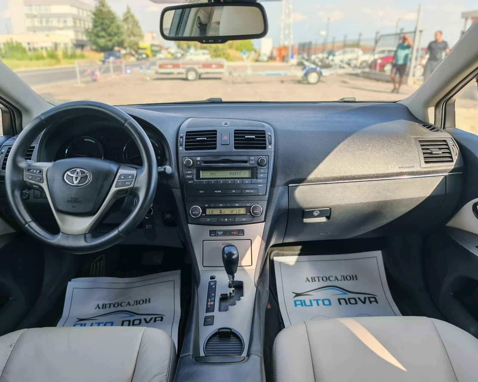 Toyota Avensis 2.2 150 К.С. ДИЗЕЛ! АВТОМАТ! КОЖА! УНИКАТ! , снимка 12 - Автомобили и джипове - 56120570