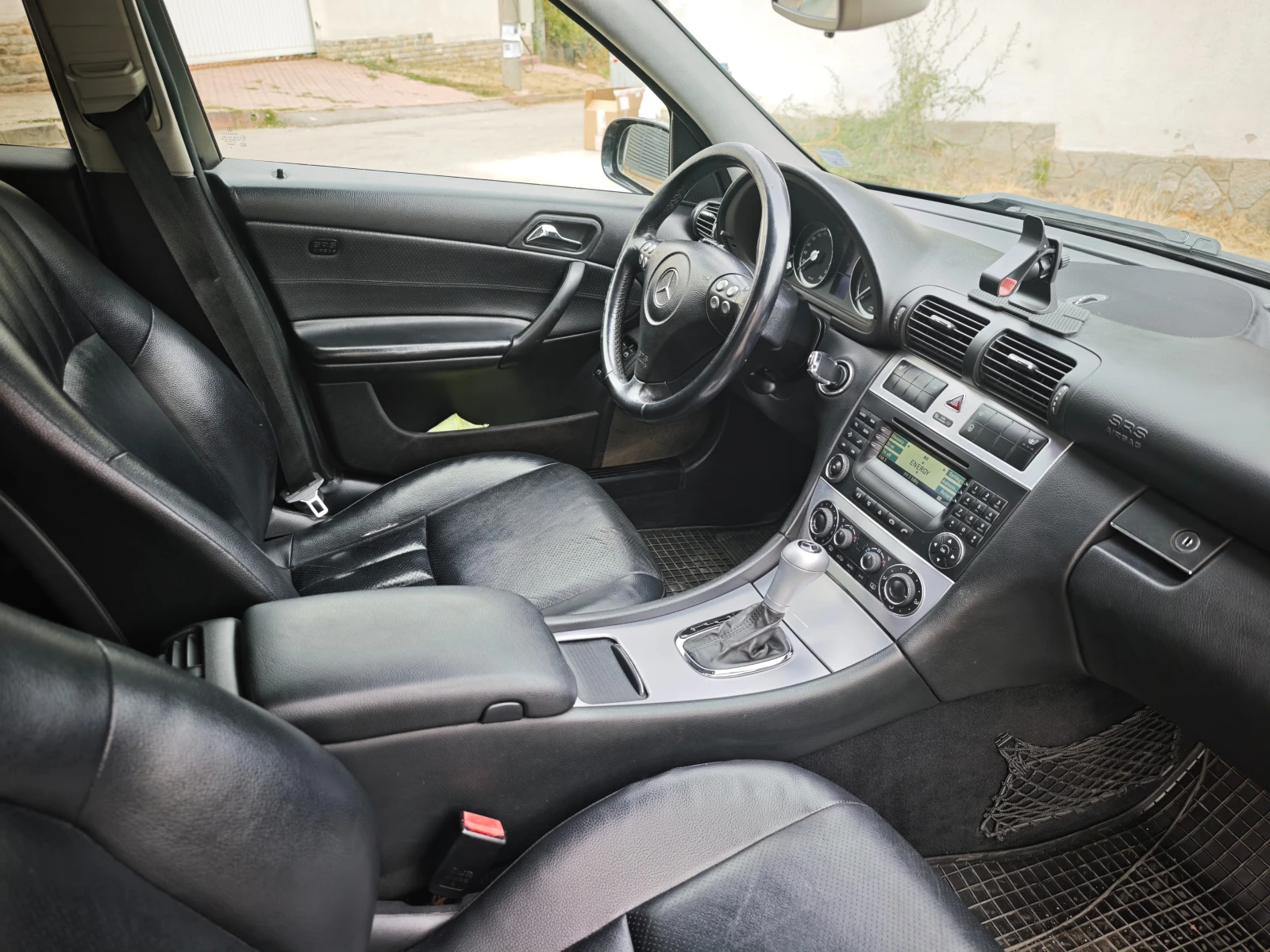Mercedes-Benz C 220 150 кс, sport edition, снимка 13 - Автомобили и джипове - 56221939