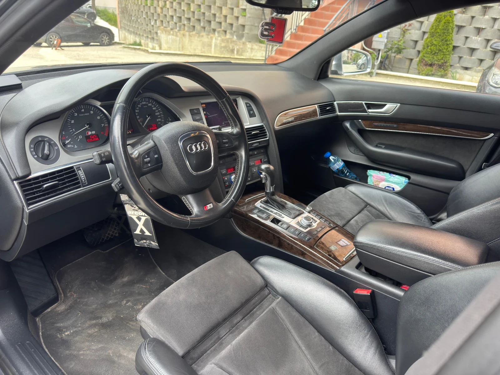 Audi S6 5.2 V10 ТОП Сменени вериги, снимка 9 - Автомобили и джипове - 56229763