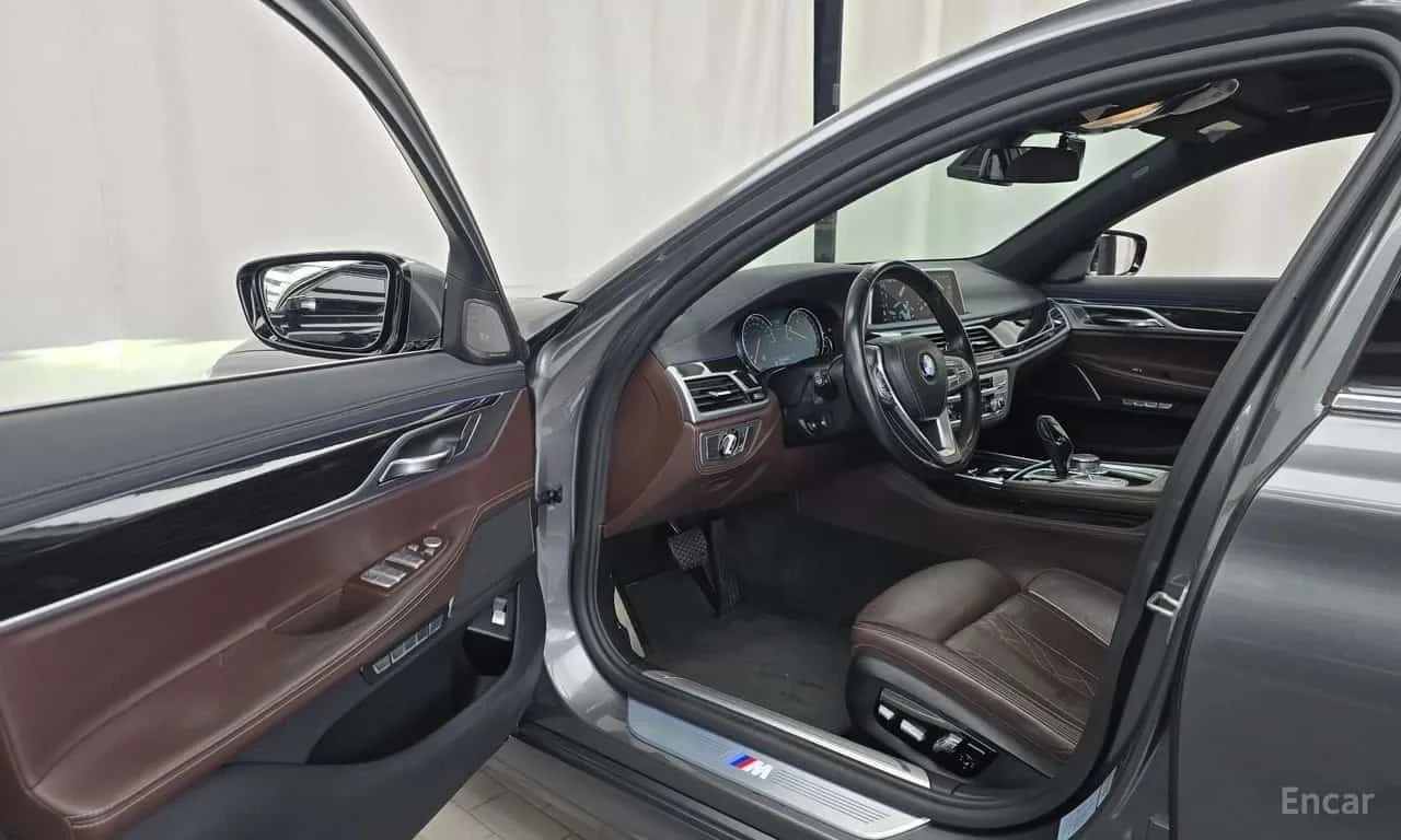 BMW 740 Li * M SPORT * ������ ������ * 360 * ���� �� �� *  | Mobile.bg � ����������� 5