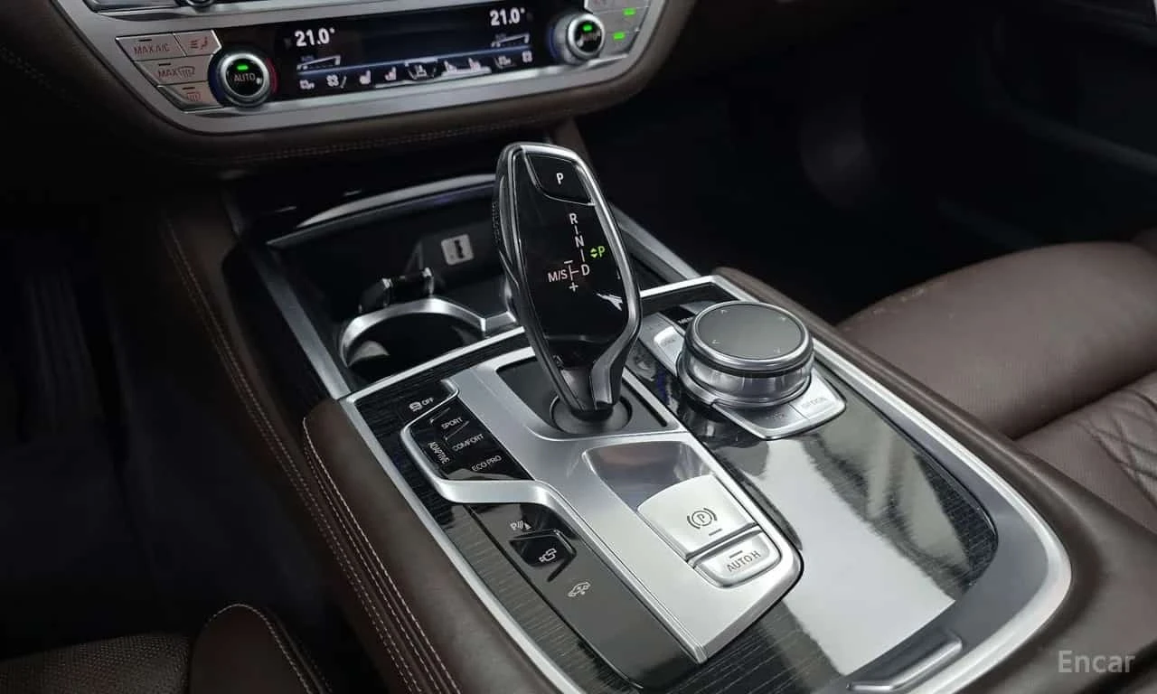 BMW 740 Li * M SPORT * ������ ������ * 360 * ���� �� �� *  | Mobile.bg � ����������� 10
