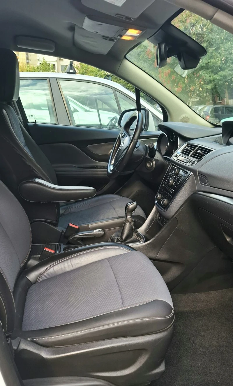 Opel Mokka, снимка 11 - Автомобили и джипове - 47493574