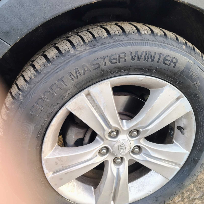 Kia Sportage, снимка 13 - Автомобили и джипове - 52708540