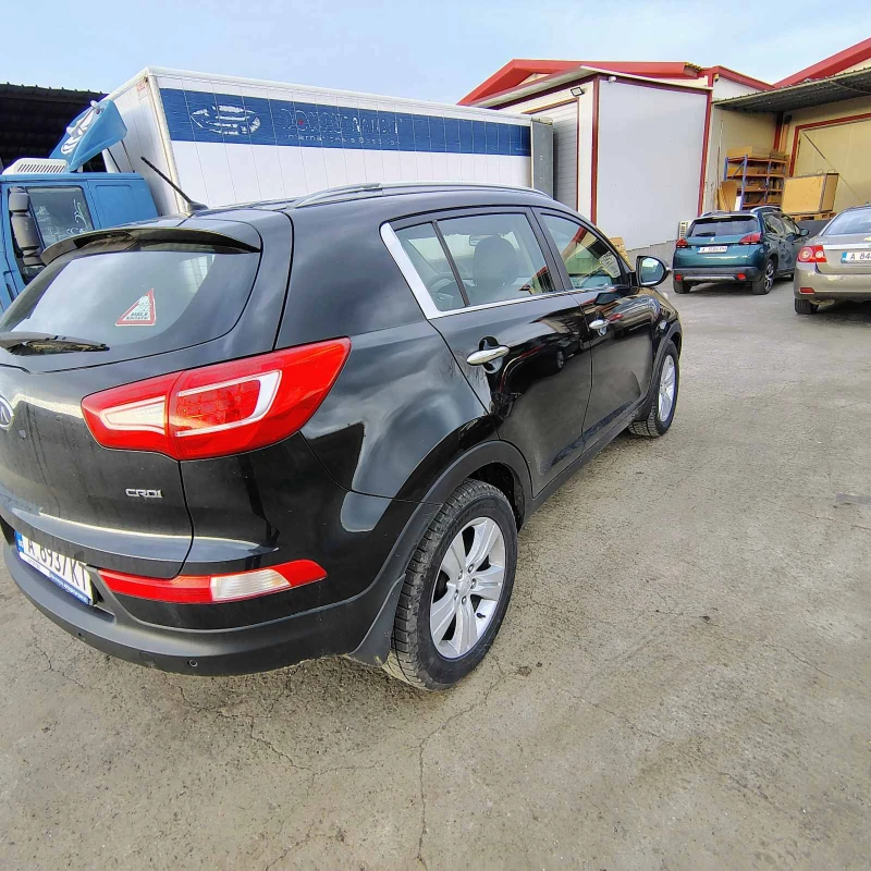 Kia Sportage, снимка 3 - Автомобили и джипове - 52708540