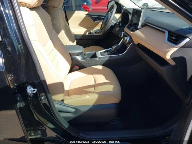 Toyota Rav4  - изображение 9