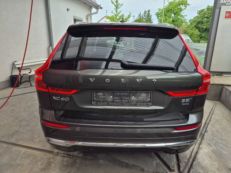 Volvo XC60, снимка 4 - Автомобили и джипове - 54748027