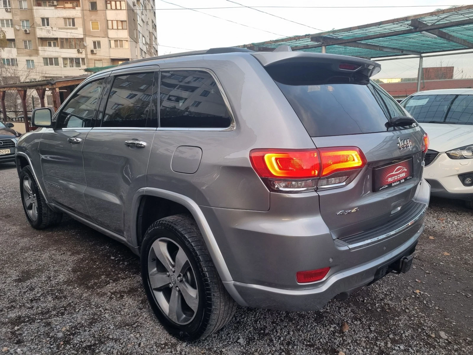 Jeep Grand cherokee 3.6 Overland - изображение 4