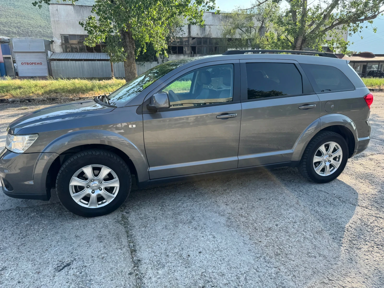 Fiat Freemont 2.0M-Jet KEYLESSE EURO-5B 7 МЕСТА 4Х4 - изображение 3