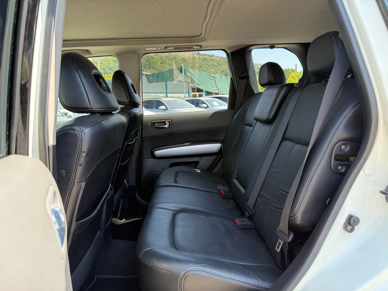 Nissan X-trail 2.0DCI-4X4-БЯЛА ПЕРЛА-АВТОМАТ-ПАНОРАМА-КАМЕРА-КОЖА - изображение 10