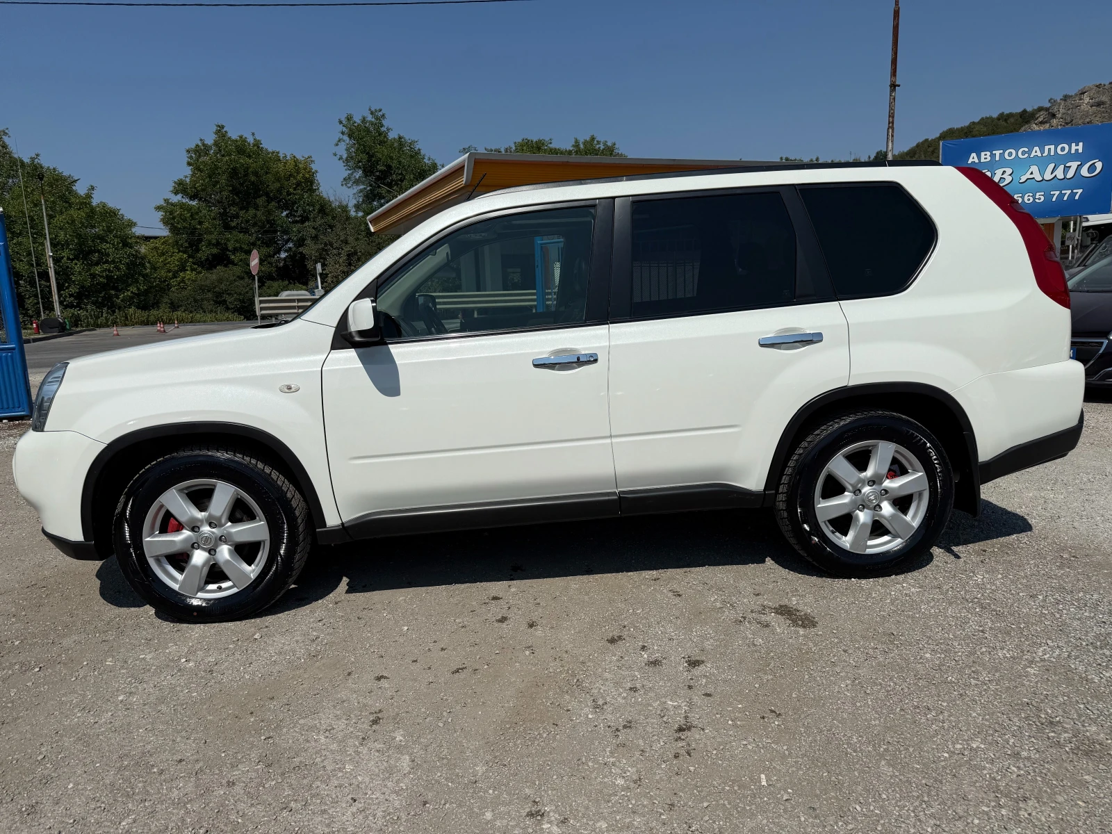 Nissan X-trail 2.0DCI-4X4-БЯЛА ПЕРЛА-АВТОМАТ-ПАНОРАМА-КАМЕРА-КОЖА - изображение 3