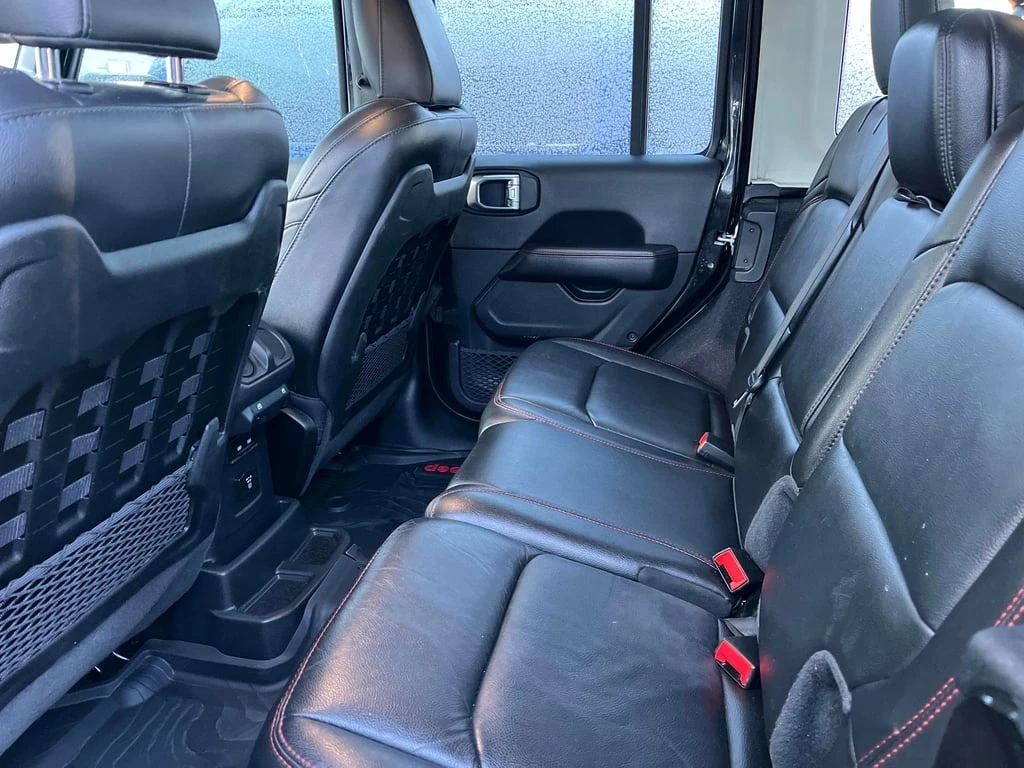 Jeep Wrangler Unlimited Rubicon  CARFAX | Mobile.bg � ����������� 11