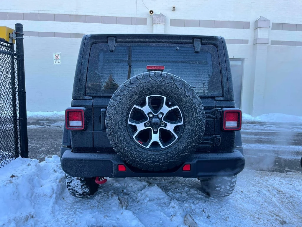 Jeep Wrangler Unlimited Rubicon  CARFAX | Mobile.bg � ����������� 4