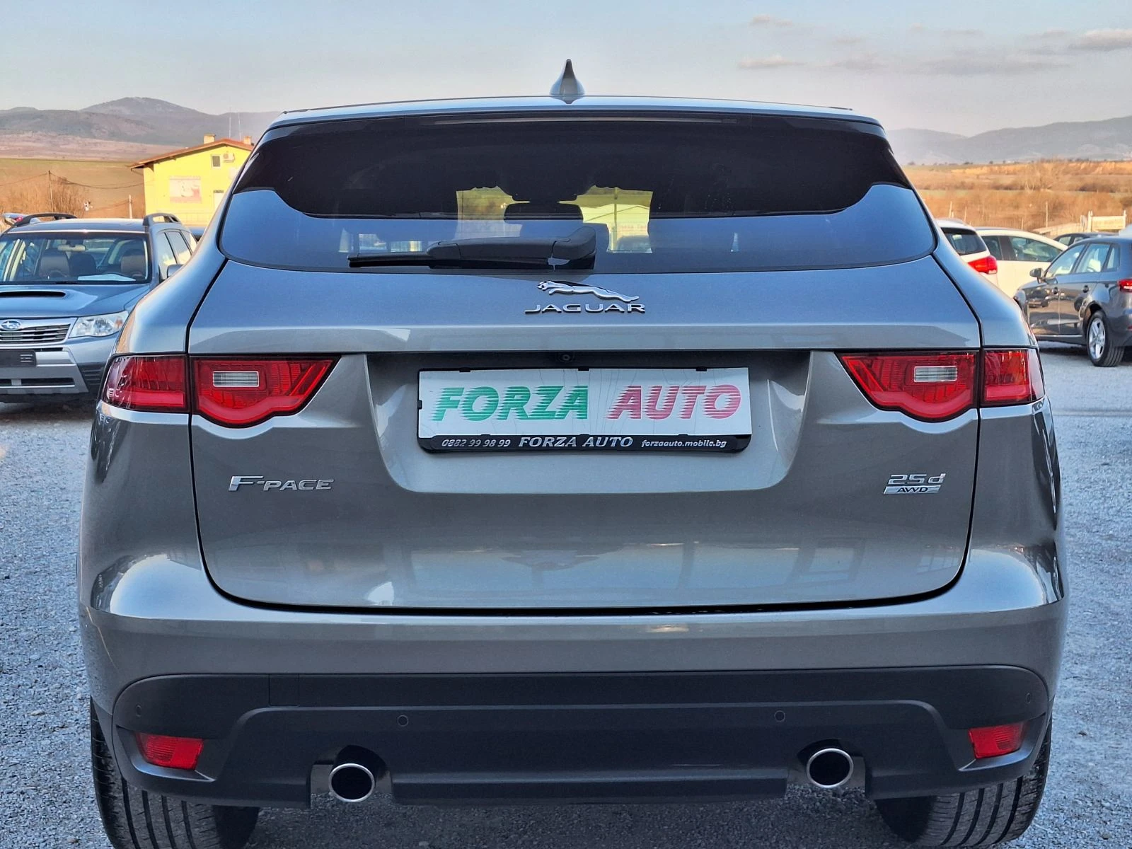 Jaguar F-PACE 2.0D-168.000км-ПАНОРАМА-FULL - изображение 4