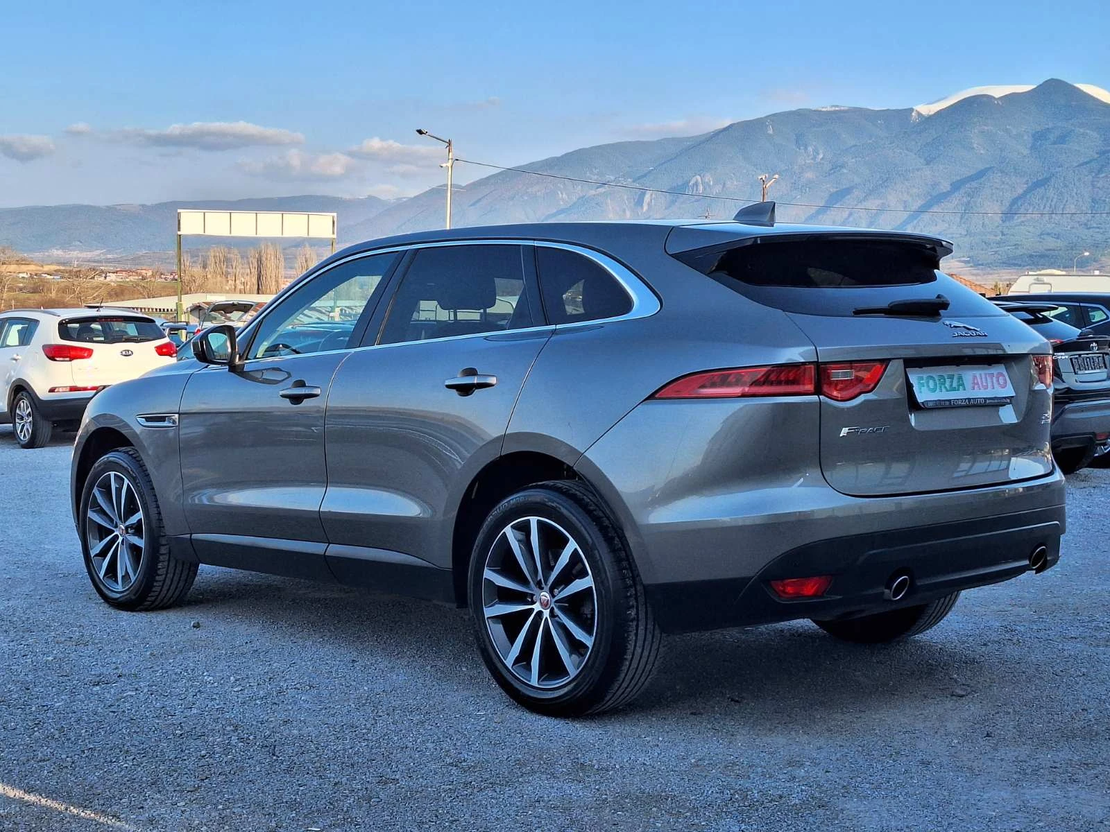 Jaguar F-PACE 2.0D-168.000км-ПАНОРАМА-FULL - изображение 3