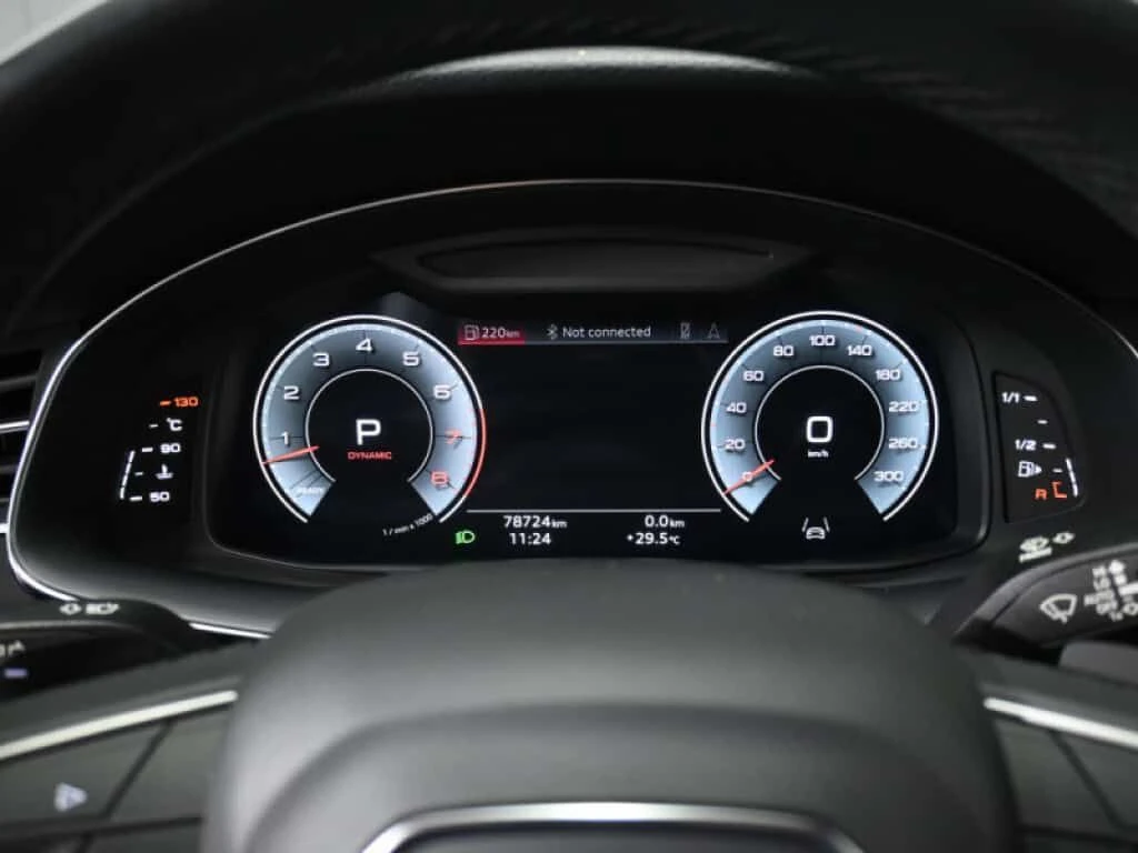 Audi Q7  Progressiv S Line| PANO| 360| CARFAX| , снимка 10 - Автомобили и джипове - 53799431