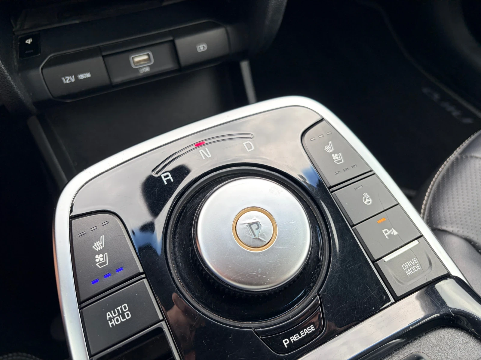 Kia Niro 100%SOH 64kw 204kc TERMOPOMPA!!! FUL!!!, снимка 10 - Автомобили и джипове - 54360566