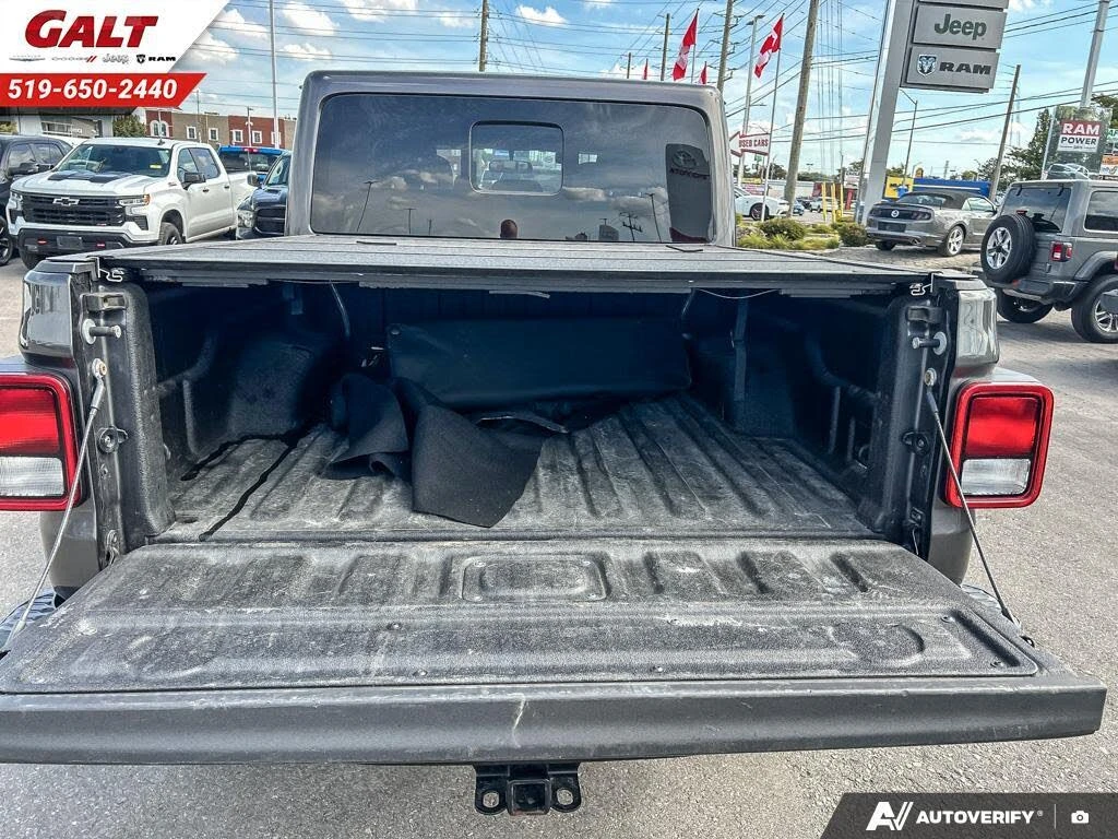 Jeep Gladiator Rubicon Crew Cab 4WD, снимка 8 - Автомобили и джипове - 54557144