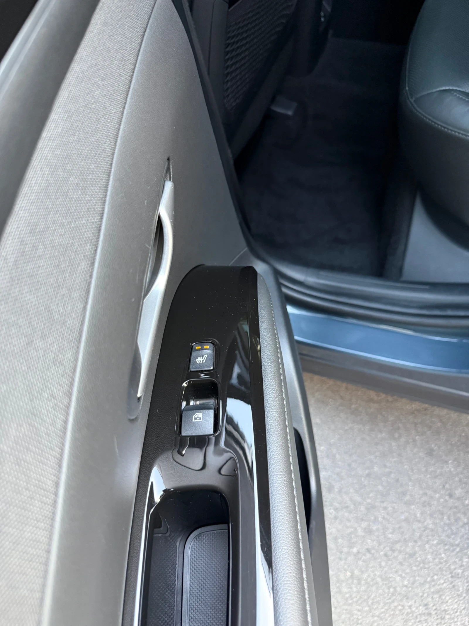 Hyundai Tucson 1.6CRDI MILD-HYBRID, снимка 10 - Автомобили и джипове - 54943183