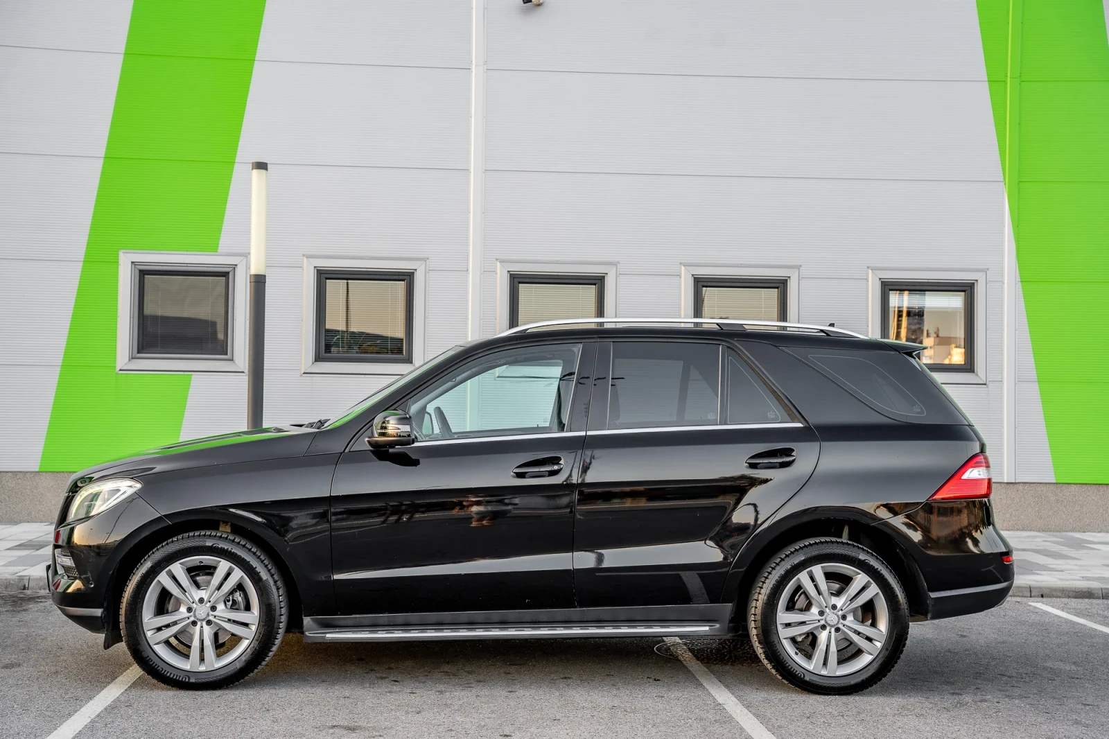 Mercedes-Benz ML 250 ОБСЛУЖЕН !! ТОП !!, снимка 7 - Автомобили и джипове - 55430071