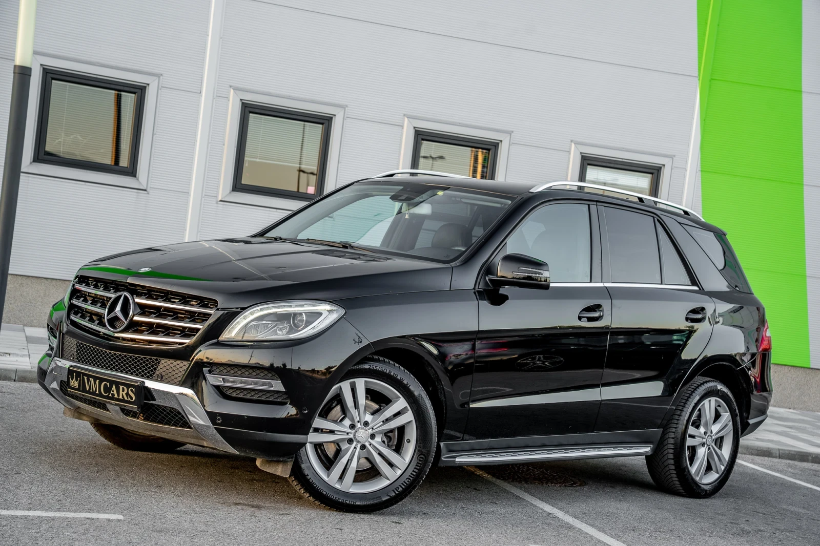 Mercedes-Benz ML 250 ОБСЛУЖЕН !! ТОП !!, снимка 3 - Автомобили и джипове - 55430071