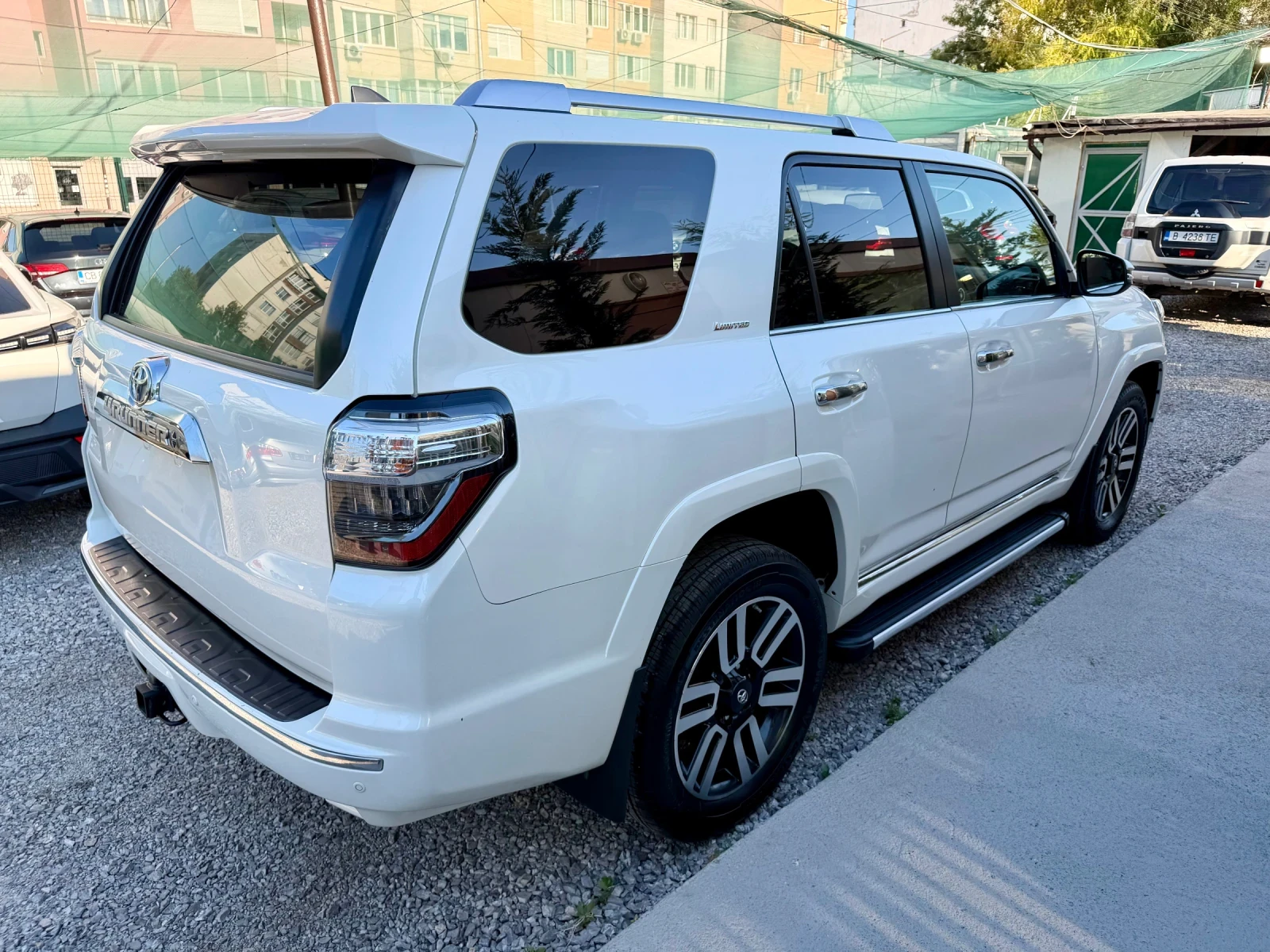 Toyota 4runner 4.0V6 Full, снимка 4 - Автомобили и джипове - 55583530