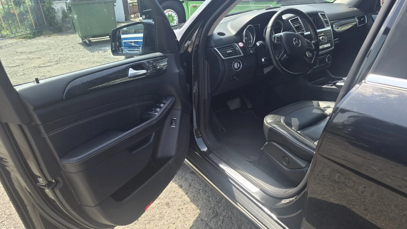 Mercedes-Benz ML 350 BLUETEK / 4- MATIK , снимка 11 - Автомобили и джипове - 55604390