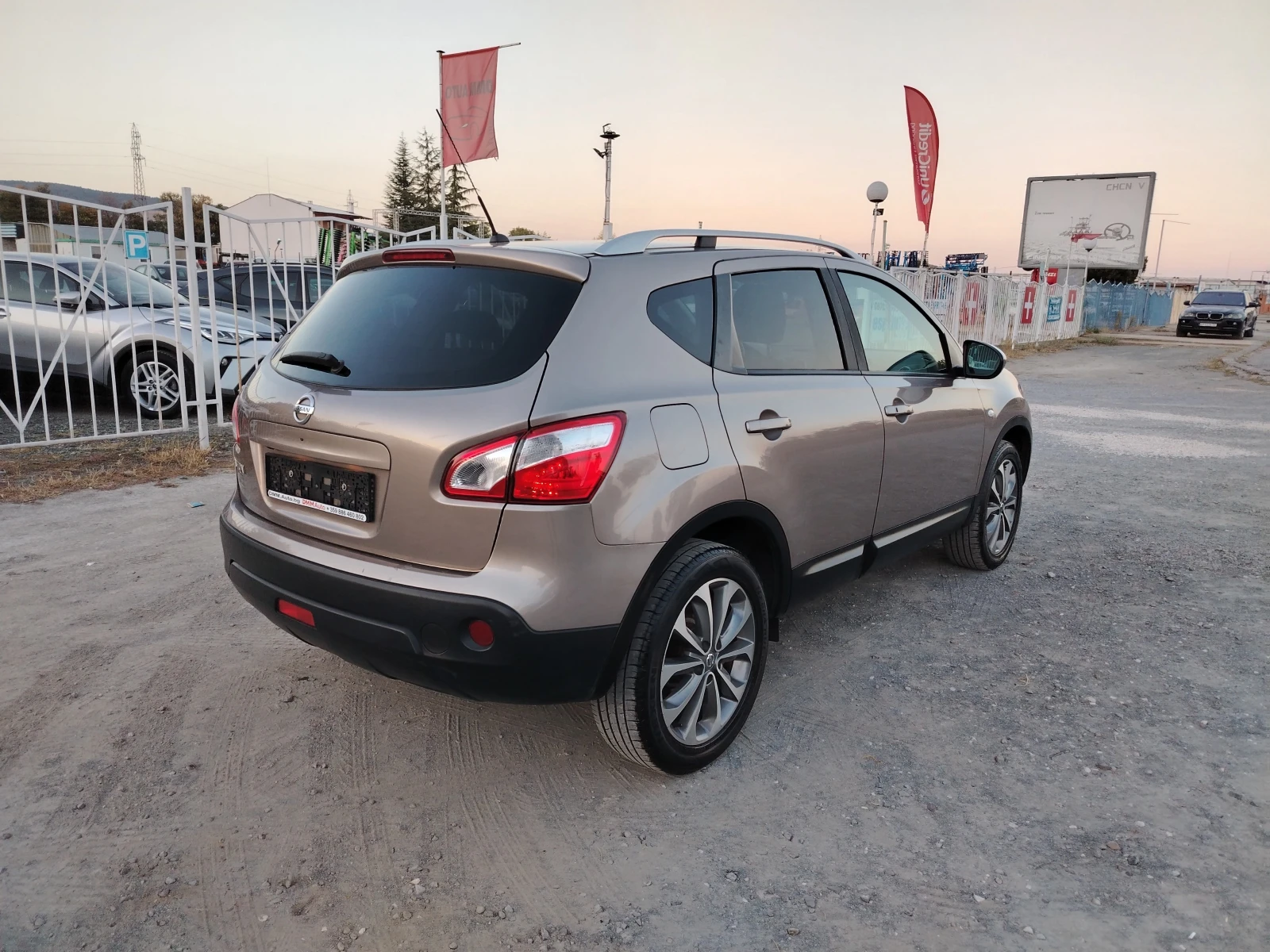 Nissan Qashqai 2.0-141 �� ����, ��������, ���������, ����, TEKNA/ | Mobile.bg � ����������� 5