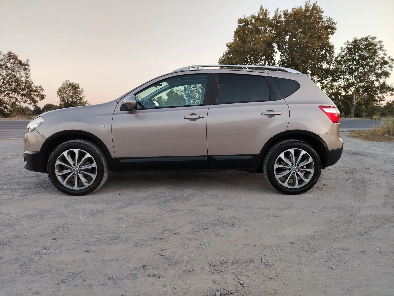 Nissan Qashqai 2.0-141 �� ����, ��������, ���������, ����, TEKNA/ | Mobile.bg � ����������� 8