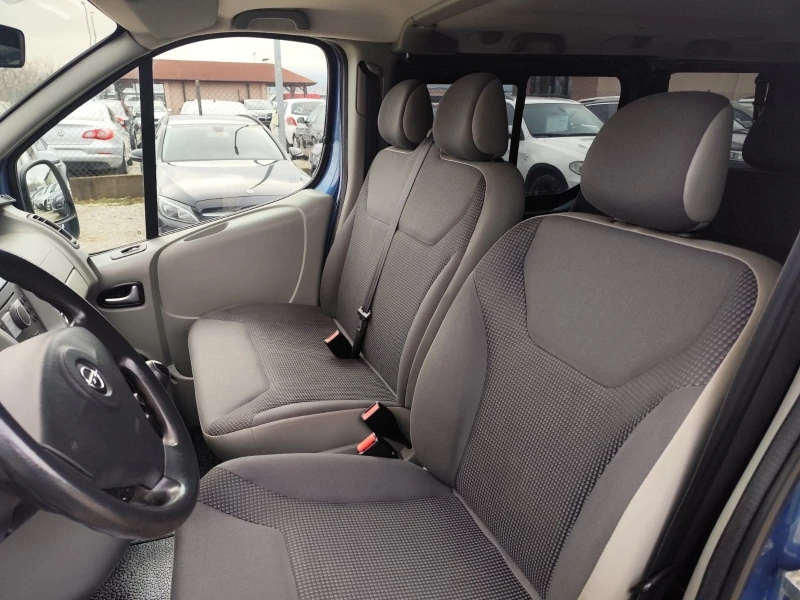 Opel Vivaro 2.0 дизел 9 места , снимка 15 - Бусове и автобуси - 53291730