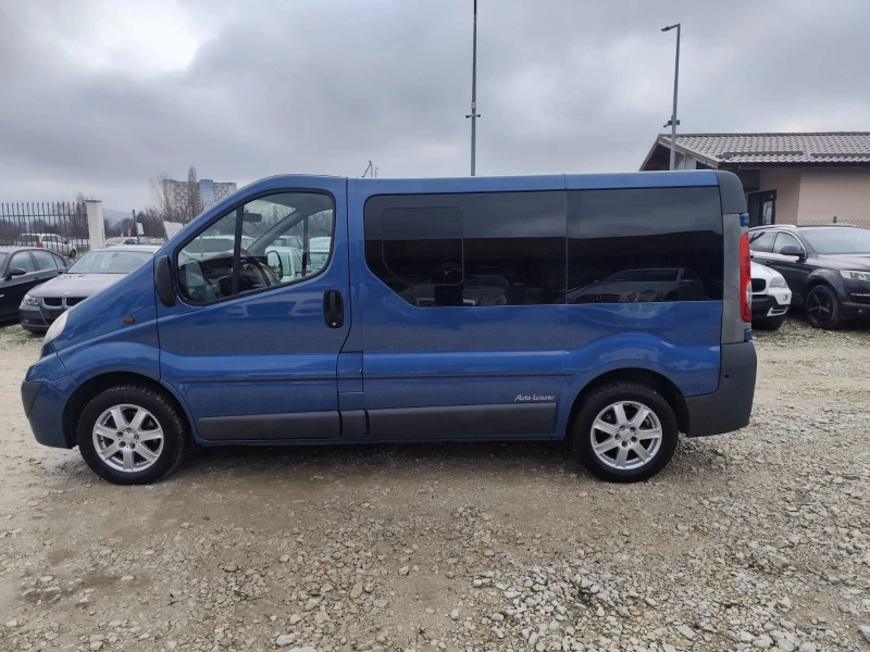 Opel Vivaro 2.0 дизел 9 места , снимка 11 - Бусове и автобуси - 53291730