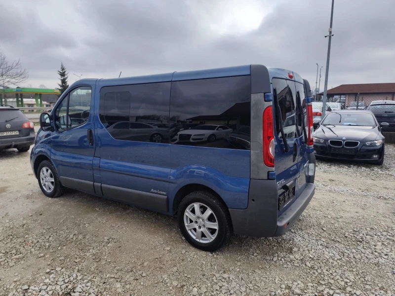 Opel Vivaro 2.0 дизел 9 места , снимка 10 - Бусове и автобуси - 53291730