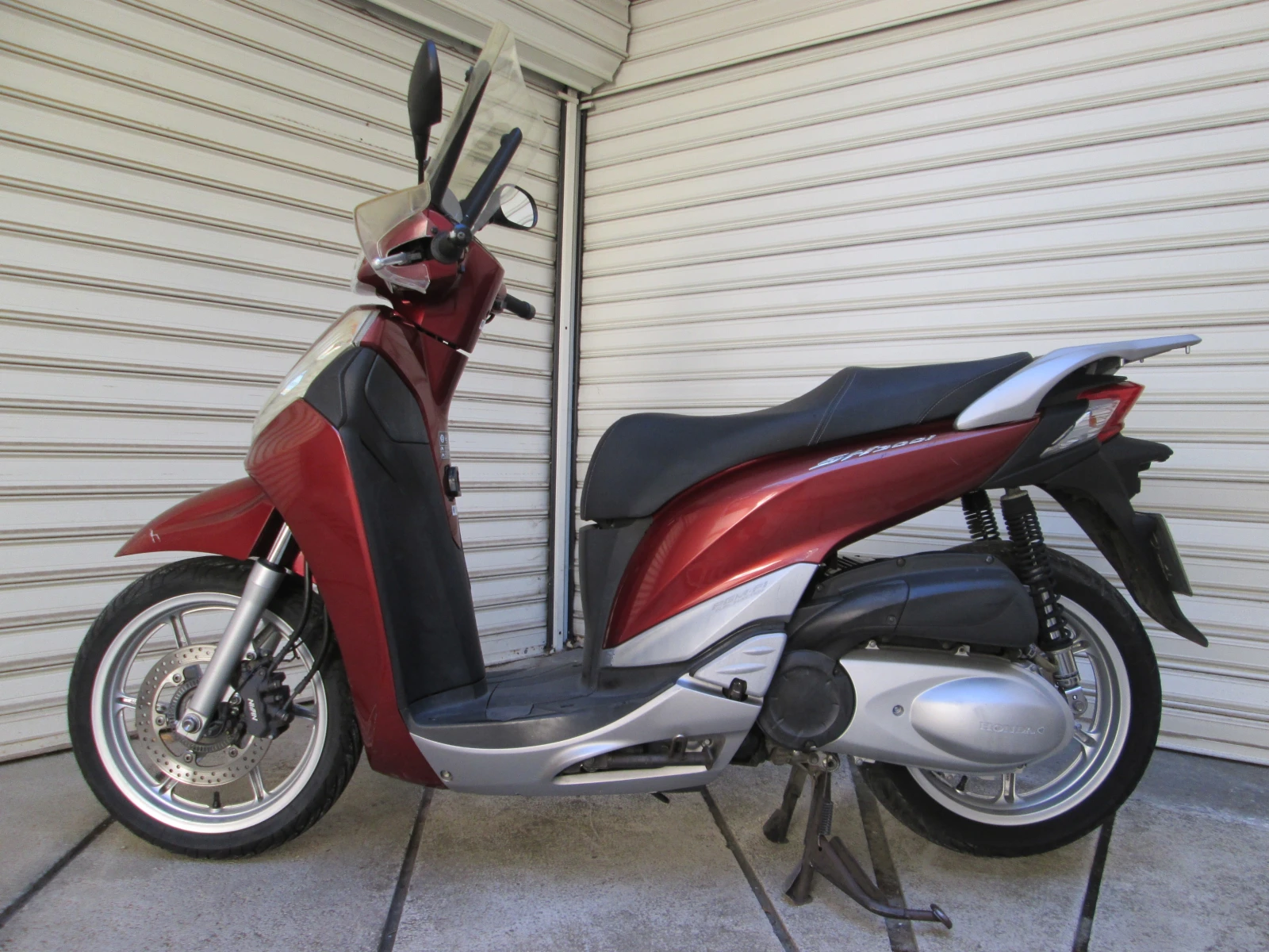 Honda Sh 300, снимка 1