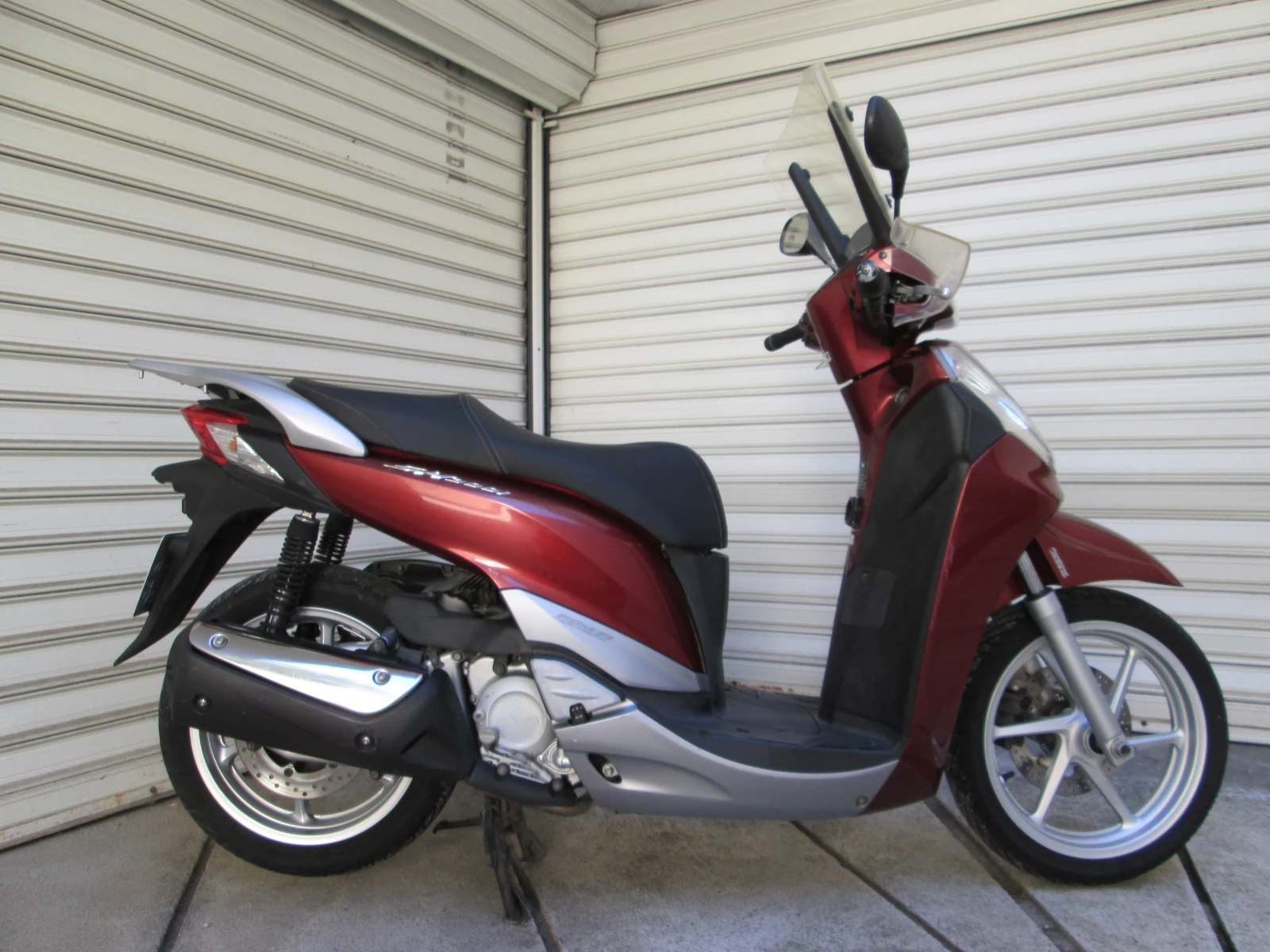 Honda Sh 300 - изображение 5