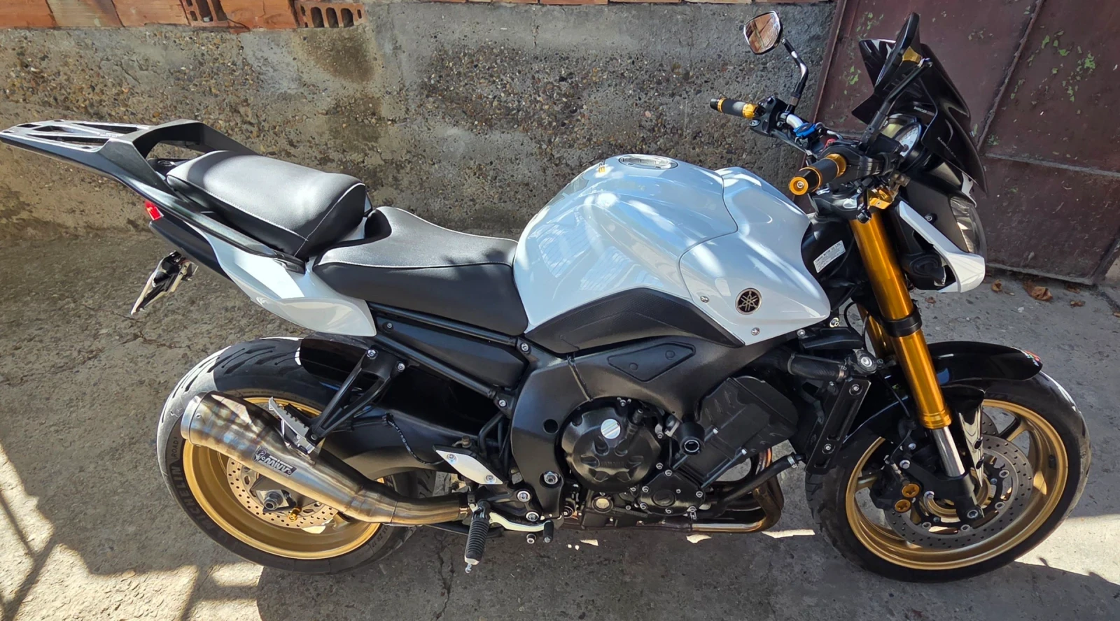 Yamaha FZ8 Yamaha FZ8 | 106 к.с.  Напълно обслужен 