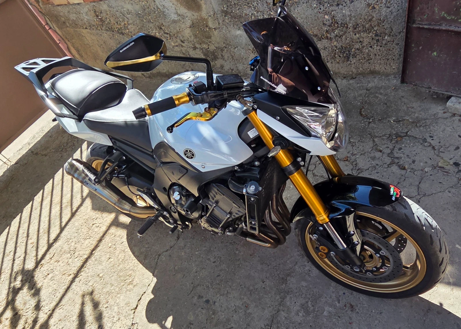 Yamaha FZ8 Yamaha FZ8 | 106 к.с.  Напълно обслужен , снимка 8 - Мотоциклети и мототехника - 56126592