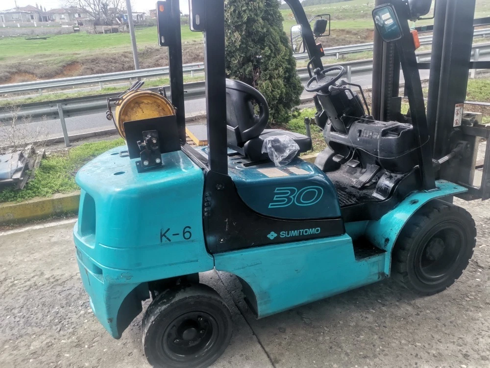  Yale | Mobile.bg   3