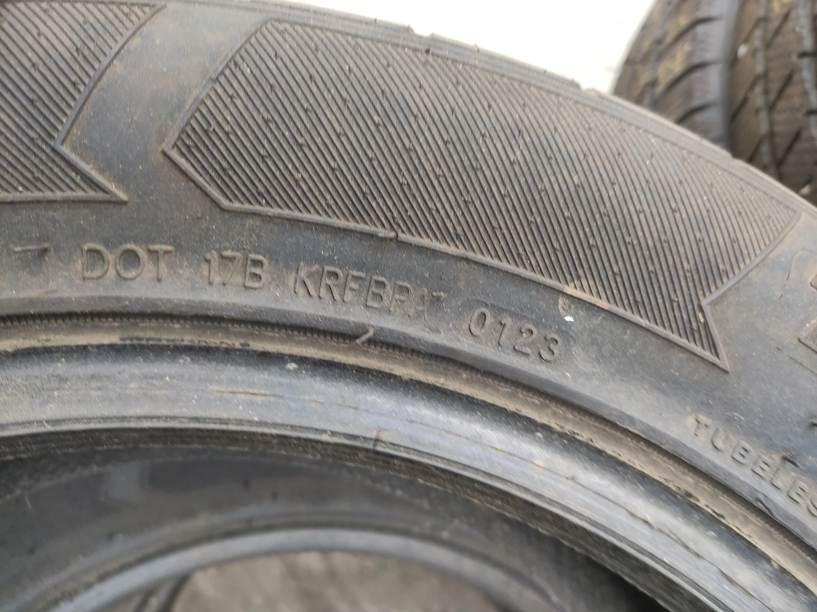 Гуми Летни 225/55R17, снимка 7 - Гуми и джанти - 55477774