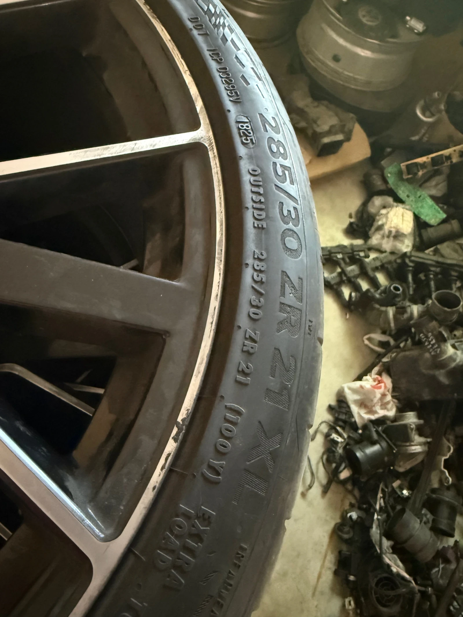 Гуми с джанти Continental 285/30R21, снимка 3 - Гуми и джанти - 55551890