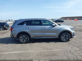 Обява за продажба на Kia Sorento 1.6L I-4 DI, DOHC, VVT, TURBO, 177HP Front Wheel ~47 800 лв. - изображение 5