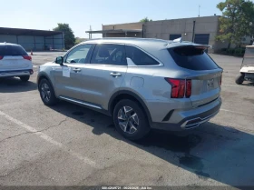 Обява за продажба на Kia Sorento 1.6L I-4 DI, DOHC, VVT, TURBO, 177HP Front Wheel ~47 800 лв. - изображение 8