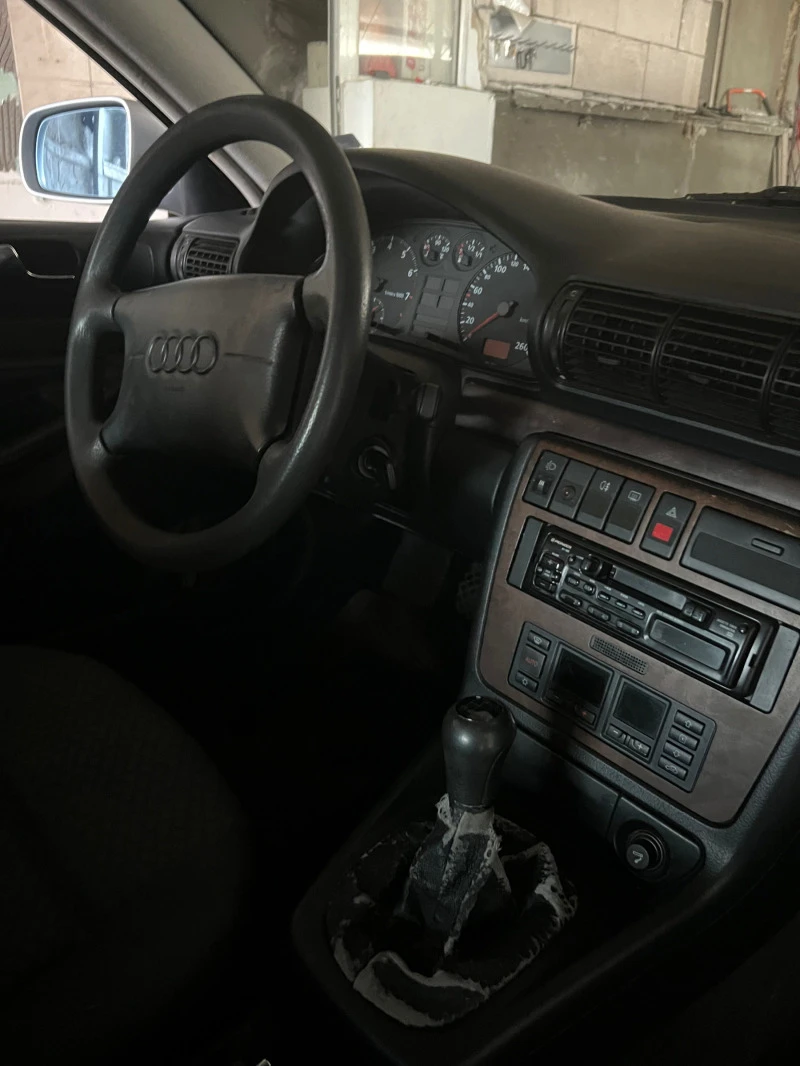 Audi A4, снимка 5 - Автомобили и джипове - 47411030