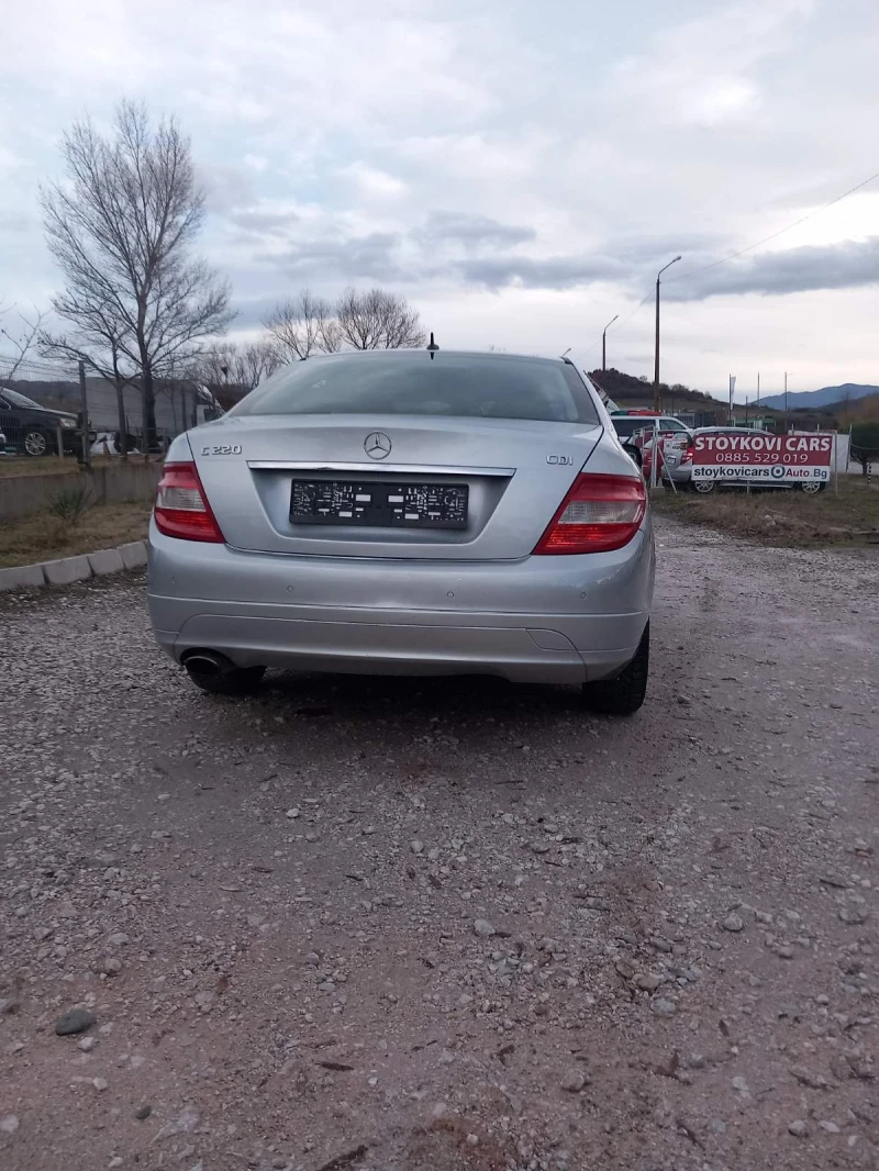 Mercedes-Benz C 220 Нов внос, снимка 12 - Автомобили и джипове - 48285145